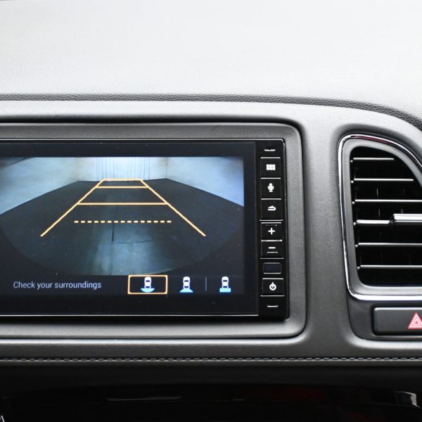 Honda HR-V 1.8L V Auto AT (2021) - Image 17
