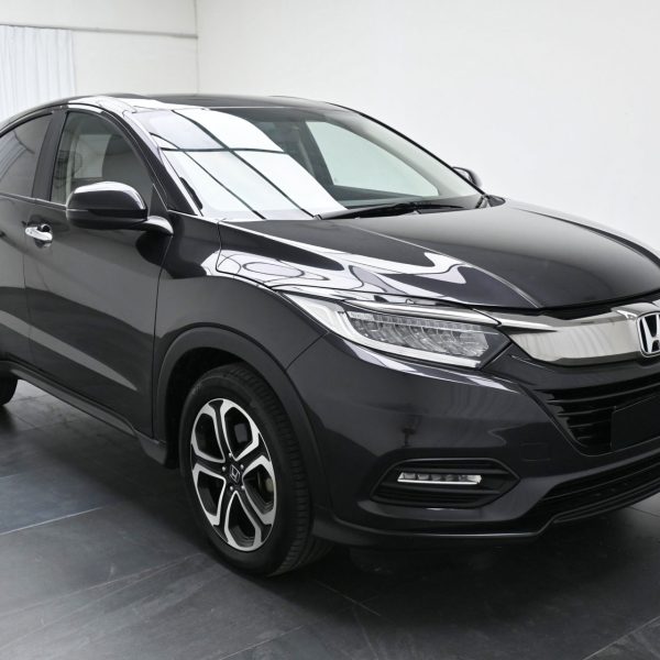 Honda HR-V 1.8L V Auto AT (2021) - Image 3