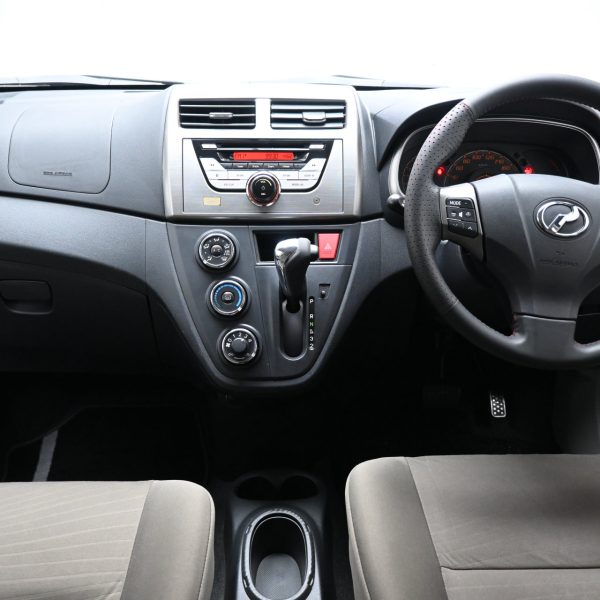 Perodua Myvi M600 Hatch 5dr X Auto 4sp FWD 1.3i AT (2015) - Image 7
