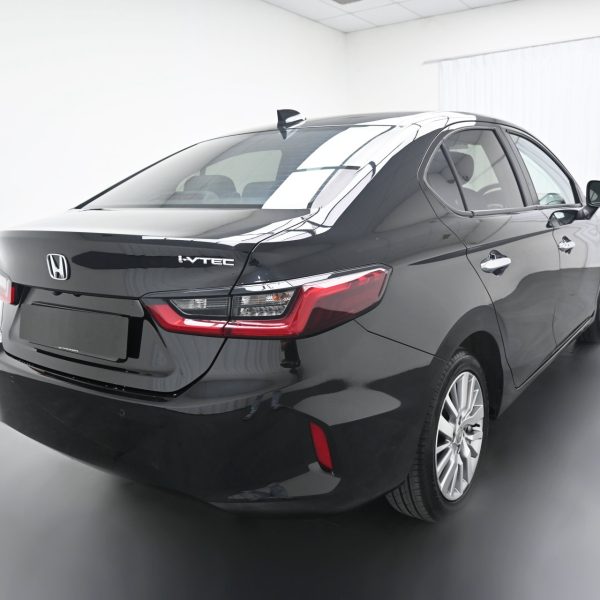 Honda City 1.5 V Auto AT (2021) - Image 11