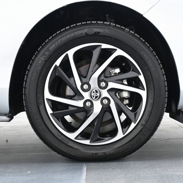 Toyota Vios 1.5 J Auto AT (2021) - Image 4