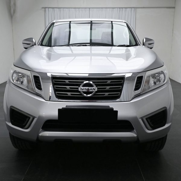 Nissan Navara 2.5 SE AT 4WD AT (2019) - Image 2