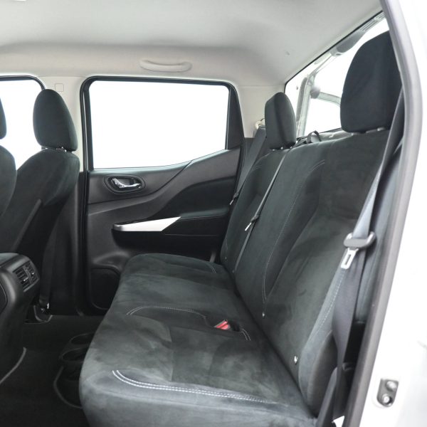 Nissan Navara 2.5 SE AT 4WD AT (2019) - Image 13