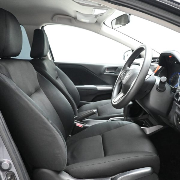 Honda City GM6 Sedan 4dr E i-VTEC CVT 7sp FWD 1.5i AT (2015) - Image 10