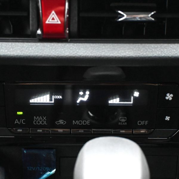 Toyota Vios 1.5 E AT (2024) - Image 19