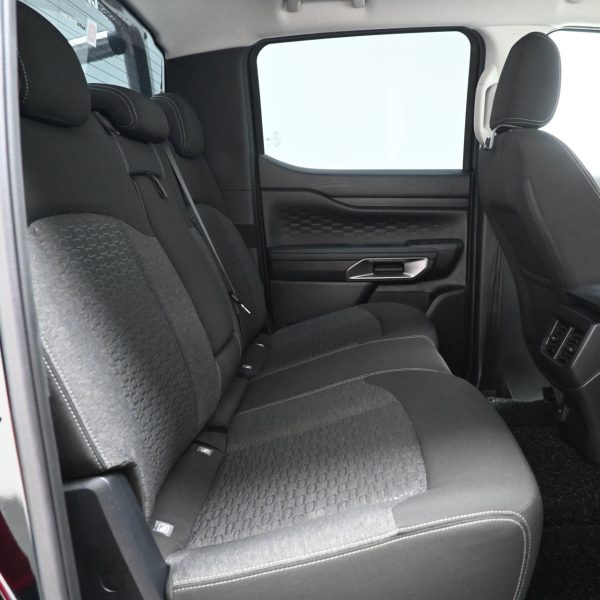 Ford Ranger 2.0 XLT PLUS 4WD AT (2023) - Image 13