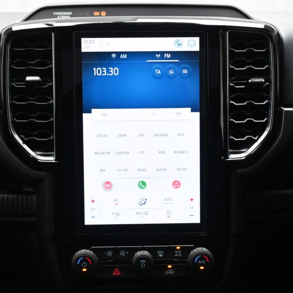 Ford Ranger 2.0 XLT PLUS 4WD AT (2023) - Image 16