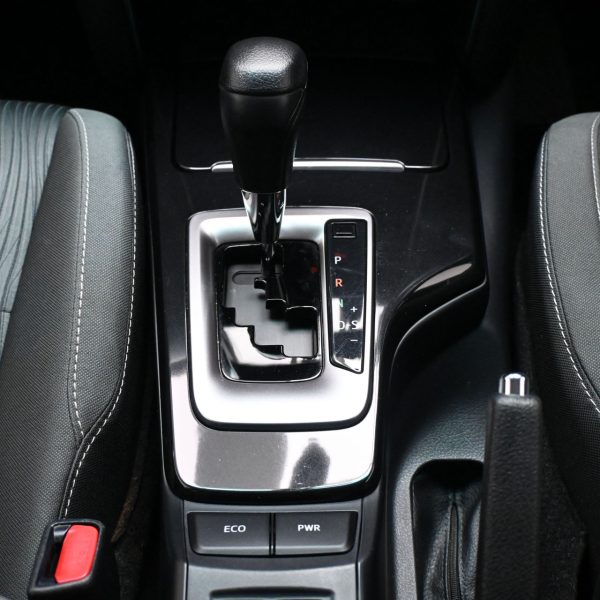 Toyota Fortuner 2.4 AT 4X4 AT (2022) - Image 19