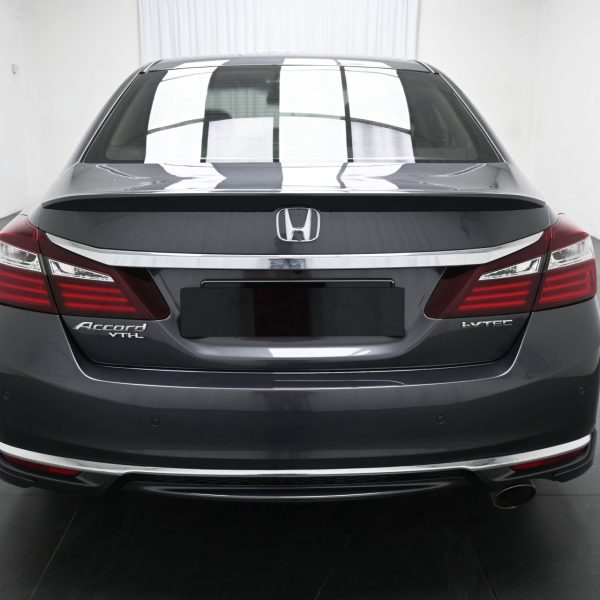 Honda Accord Sedan 4dr VTi-L Auto 5sp FWD 2.0i AT (2016) - Image 7