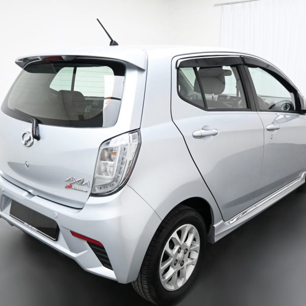 Perodua Axia Hatch 5dr Advance Auto 4sp FWD 1.0i AT (2015) - Image 8