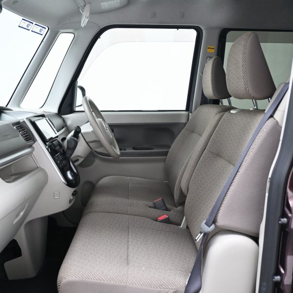 Daihatsu Tanto 0.7 AT (2018) - Image 11