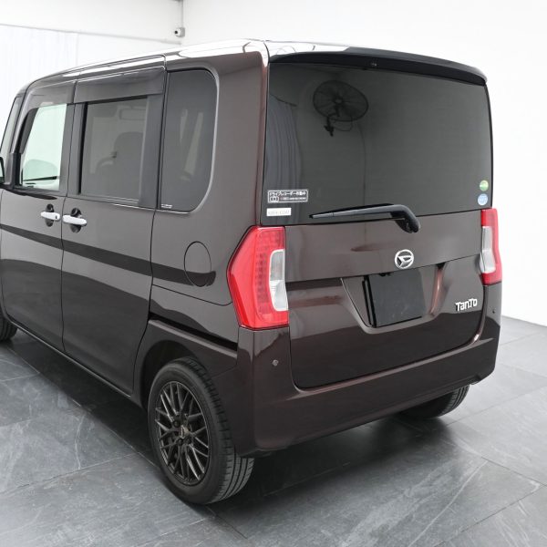 Daihatsu Tanto 0.7 AT (2018) - Image 6
