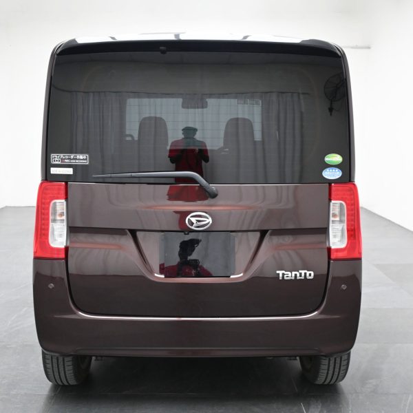 Daihatsu Tanto 0.7 AT (2018) - Image 7