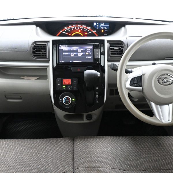 Daihatsu Tanto 0.7 AT (2018) - Image 9