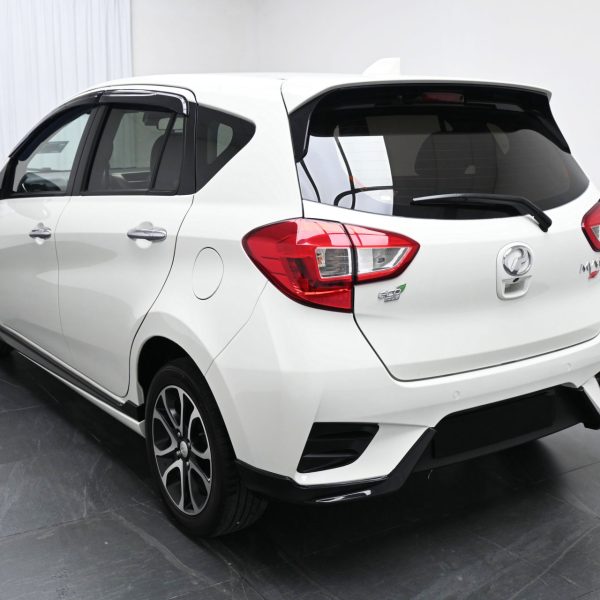 Perodua Myvi AV 1.5 (A) AT (2019) - Image 6