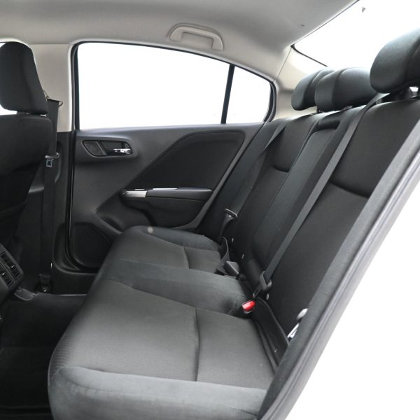 Honda City GM6 Sedan 4dr E i-VTEC CVT 7sp FWD 1.5i AT (2017) - Image 13