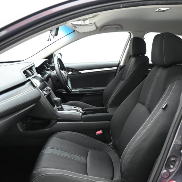 Honda Civic FC Sedan 4dr 1.8S AT (2016) - Image 11
