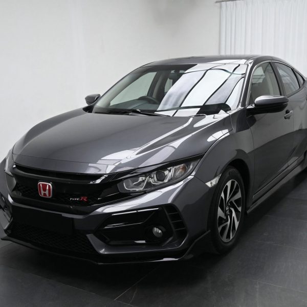 Honda Civic FC Sedan 4dr 1.8S AT (2016) - Image 18