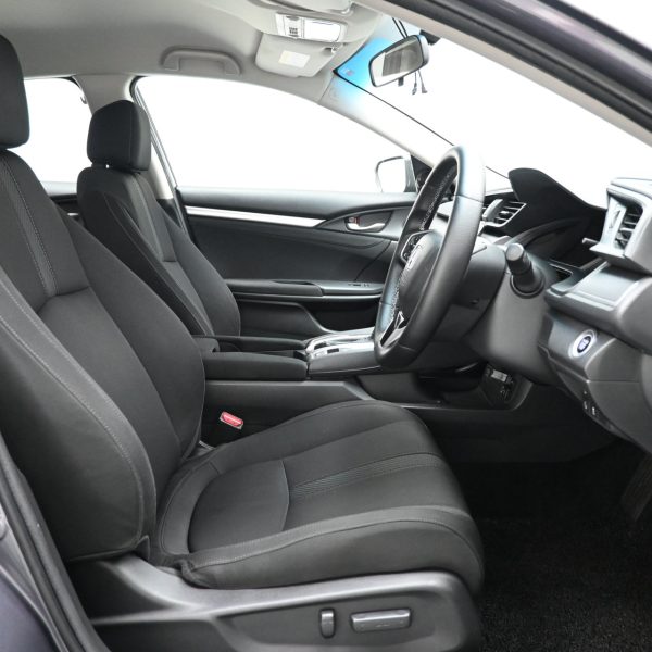 Honda Civic FC Sedan 4dr 1.8S AT (2016) - Image 10
