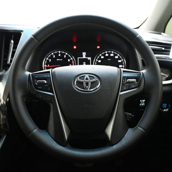 Toyota Vellfire H30 Wagon 5dr 7st CVT FWD 2.5i ZG Edition AT (2015) - Image 18