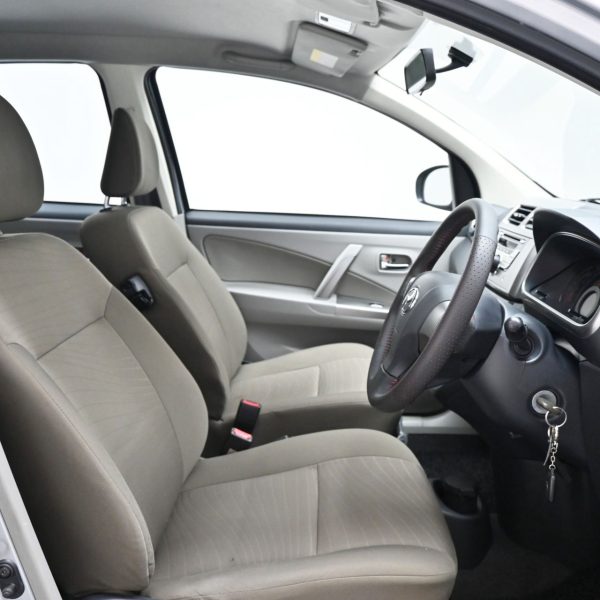 Perodua Myvi M600 Hatch 5dr X Auto 4sp FWD 1.3i AT (2015) - Image 9