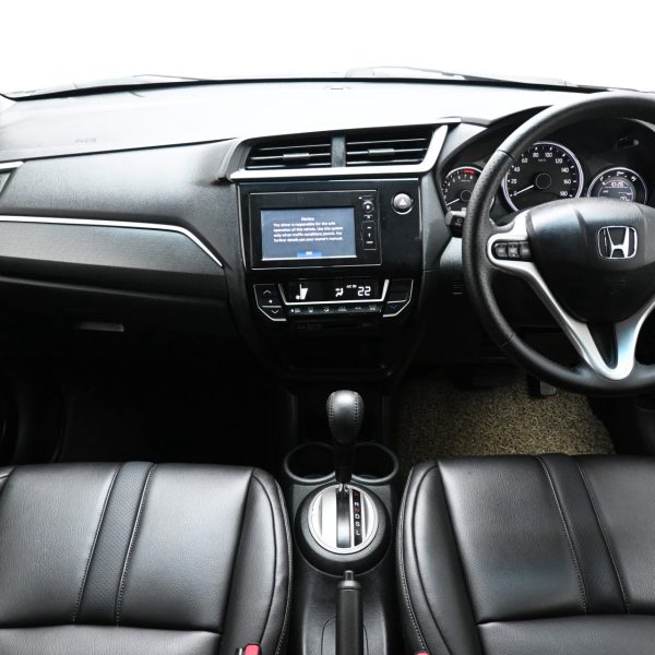 Honda BR-V Hatchback 5dr 1.5 V AT (2017) - Image 12