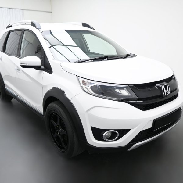 Honda BR-V Hatchback 5dr 1.5 V AT (2017) - Image 3