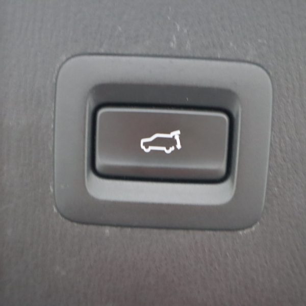 Mazda CX-8 2.5 Mid Plus AT (2019) - Image 9