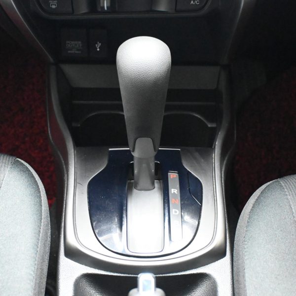 Honda City 1.5 E AT (2015) - Image 17
