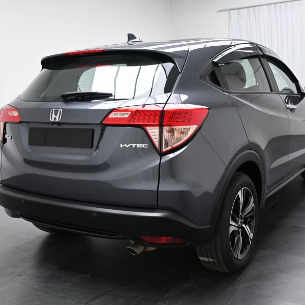 Honda HR-V Hatchback 5dr 1.8 CVT V AT (2018) - Image 8