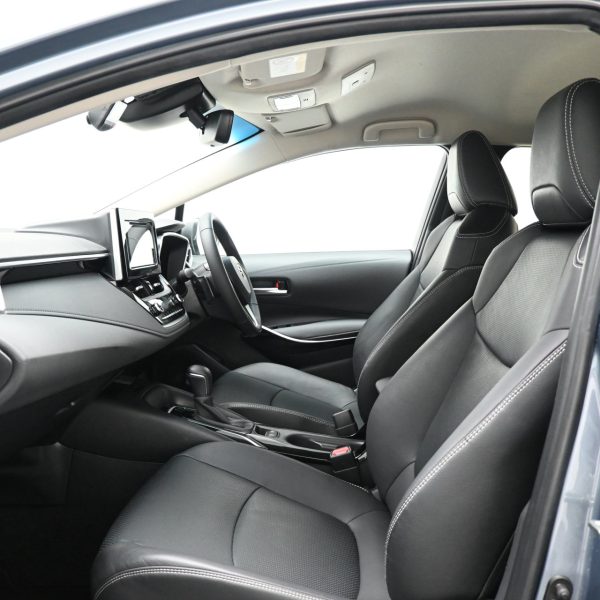 Toyota Corolla Altis E170 Facelift Sedan 4dr G CVT 7sp FWD 1.8i AT (2019) - Image 12