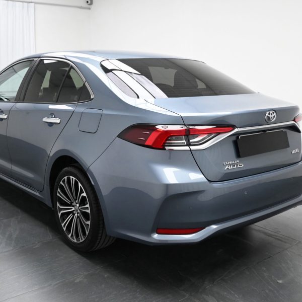 Toyota Corolla Altis E170 Facelift Sedan 4dr G CVT 7sp FWD 1.8i AT (2019) - Image 7