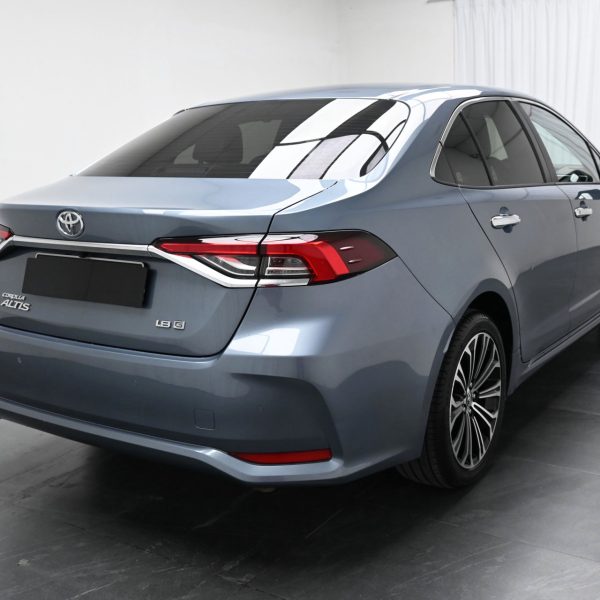 Toyota Corolla Altis E170 Facelift Sedan 4dr G CVT 7sp FWD 1.8i AT (2019) - Image 9