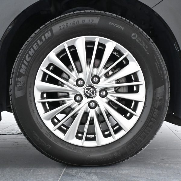 Toyota Alphard 2.5 G Auto AT (2018) - Image 12