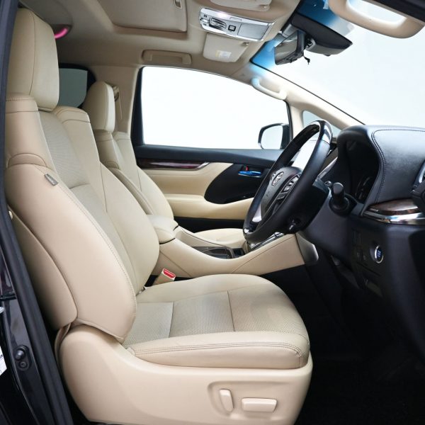Toyota Alphard 2.5 G Auto AT (2018) - Image 17