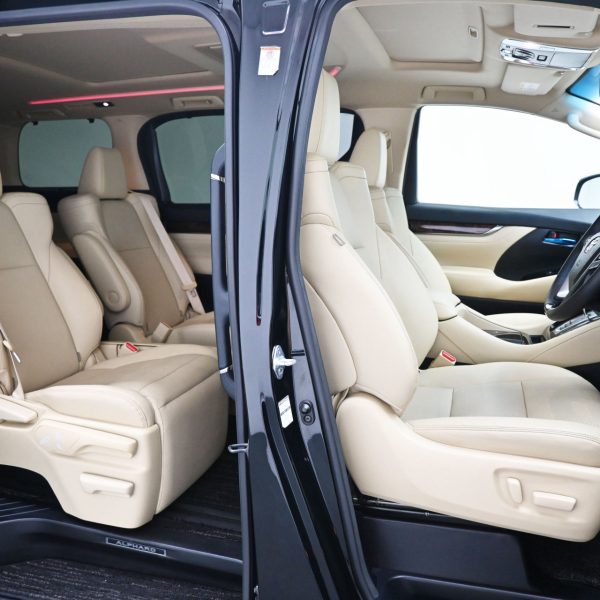 Toyota Alphard 2.5 G Auto AT (2018) - Image 19