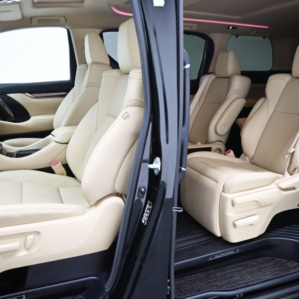 Toyota Alphard 2.5 G Auto AT (2018) - Image 20