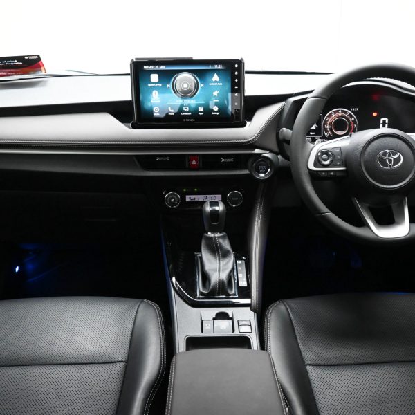 Toyota Vios 1.5 G AT (2023) - Image 11