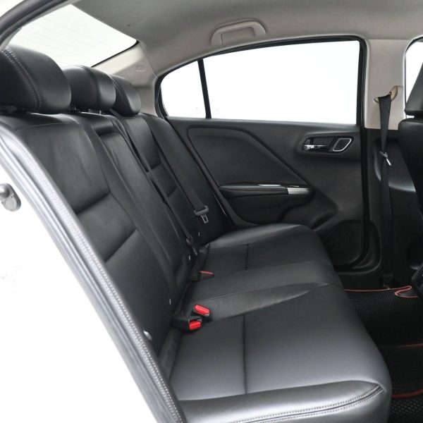 Honda City 1.5 V Auto AT (2019) - Image 12