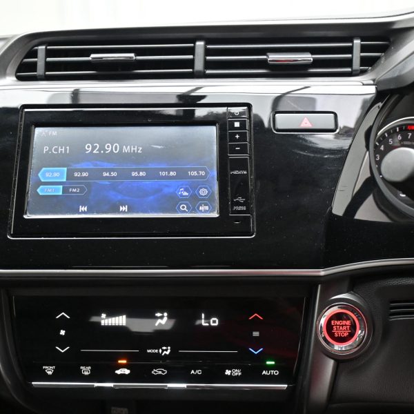 Honda City 1.5 V Auto AT (2019) - Image 14