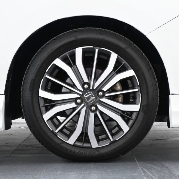 Honda City 1.5 V Auto AT (2019) - Image 5