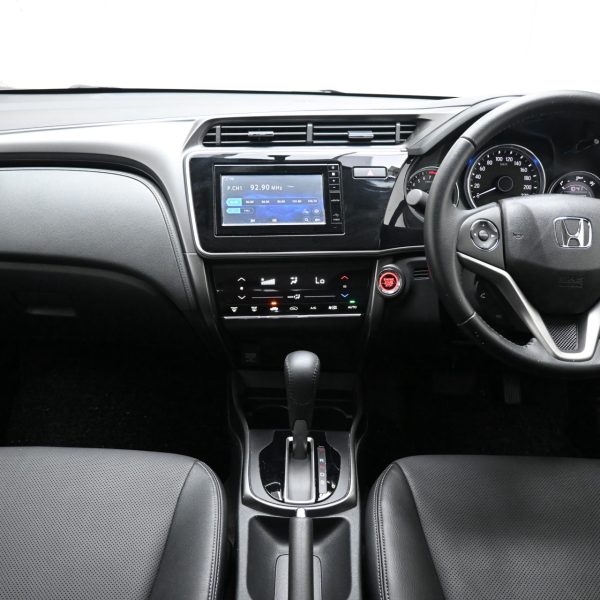 Honda City 1.5 V Auto AT (2019) - Image 9