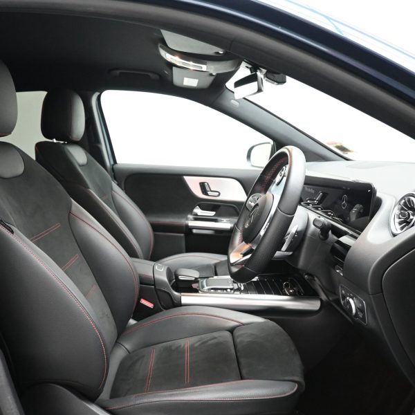 Mercedes-Benz GLA250 2 AT (2021) - Image 14