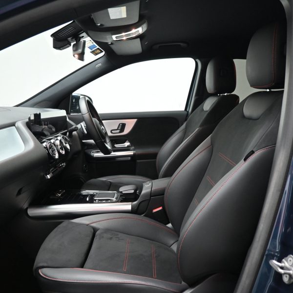 Mercedes-Benz GLA250 2 AT (2021) - Image 15
