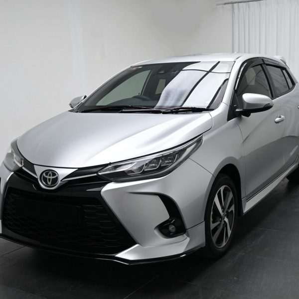 Toyota Yaris 1.5 E AT (2022) - Image 19