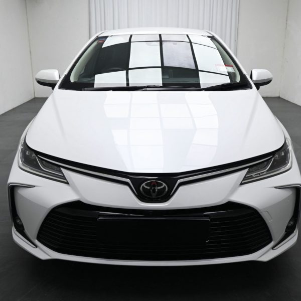 Toyota Corolla Altis E210 Sedan 4dr G CVT 7sp FWD 1.8i AT (2022) - Image 2