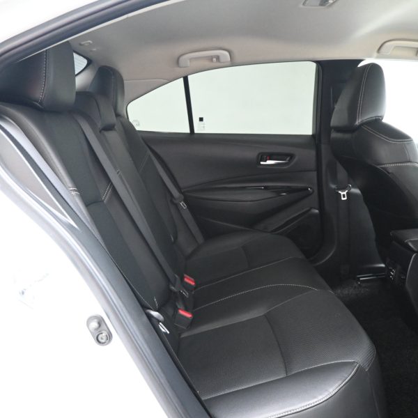 Toyota Corolla Altis E210 Sedan 4dr G CVT 7sp FWD 1.8i AT (2022) - Image 13