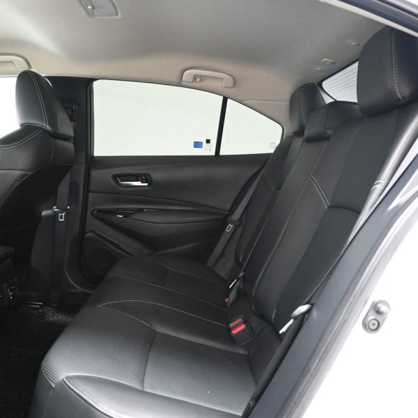 Toyota Corolla Altis E210 Sedan 4dr G CVT 7sp FWD 1.8i AT (2022) - Image 14
