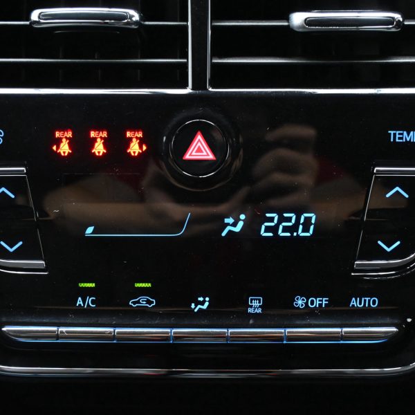 Toyota Vios 1.5 E Auto AT (2022) - Image 19