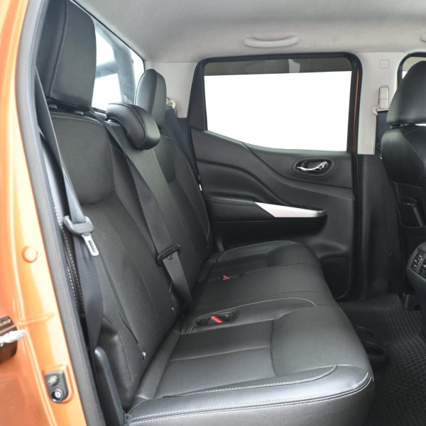 Nissan Navara D23 Pickup 4dr DCab NP300 VL SA 7sp 4WD 2.5DDiT AT (2018) - Image 12